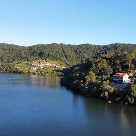 Casa Do Barqueiro Treixadura Castrelo de Miño