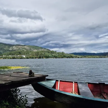 Casa Do Barqueiro Treixadura