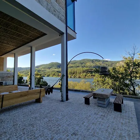 בית נופש Casa Do Barqueiro Treixadura Castrelo de Mino